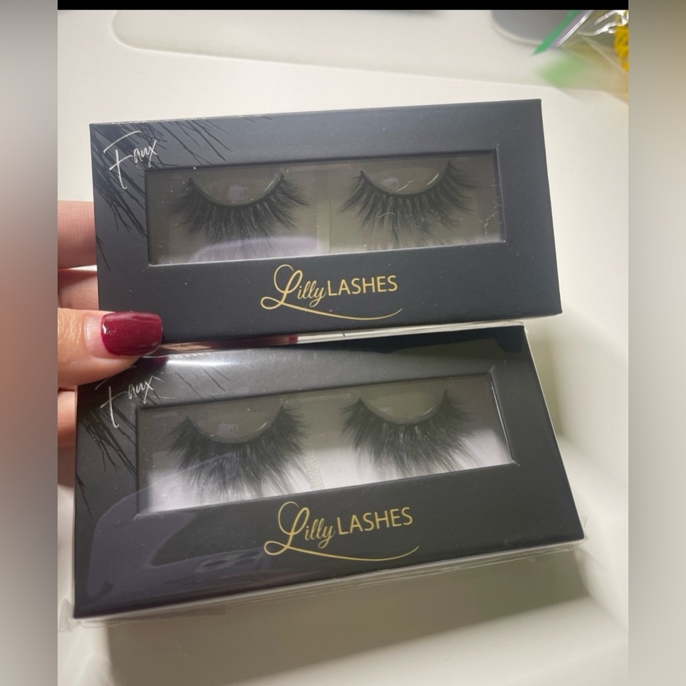 Lily lashes